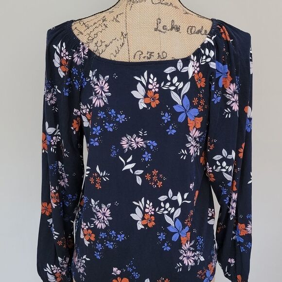 NWOT Bixby Nomad floral faux button down top - Picture 3 of 5